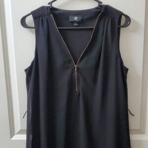 iZ Byer L Black Shift Dress